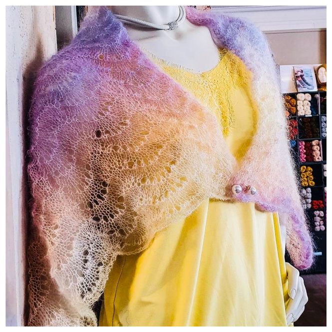 Hovedbilde Butterfly Shawl